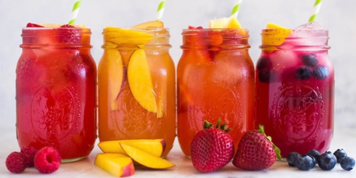 Our 10 Favourite Summer Cocktails That You Can Make At Home