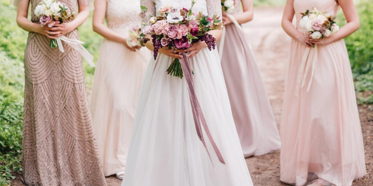 The #EmmaWallaceInsidersGuide - Top 5 Wedding Outfits for Different Types of Wedding