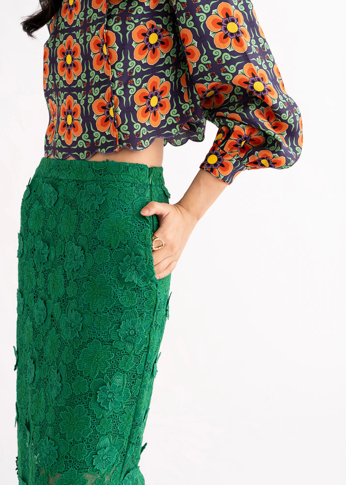 
                  
                    Yan Skirt
                  
                