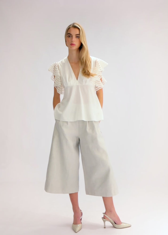 
                  
                    Load and play video in Gallery viewer, Fei Top
                  
                