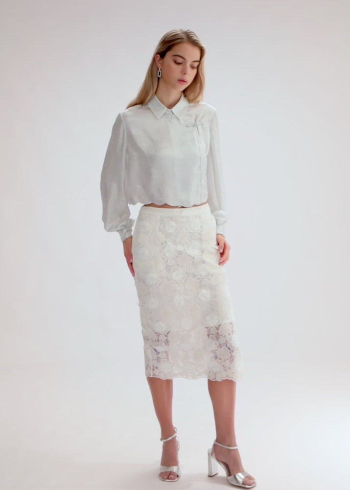 
                  
                    Load and play video in Gallery viewer, Chen Jacket -Silver
                  
                